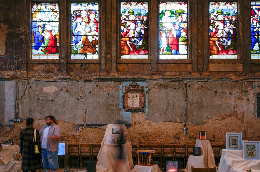 07 13 Stained glass