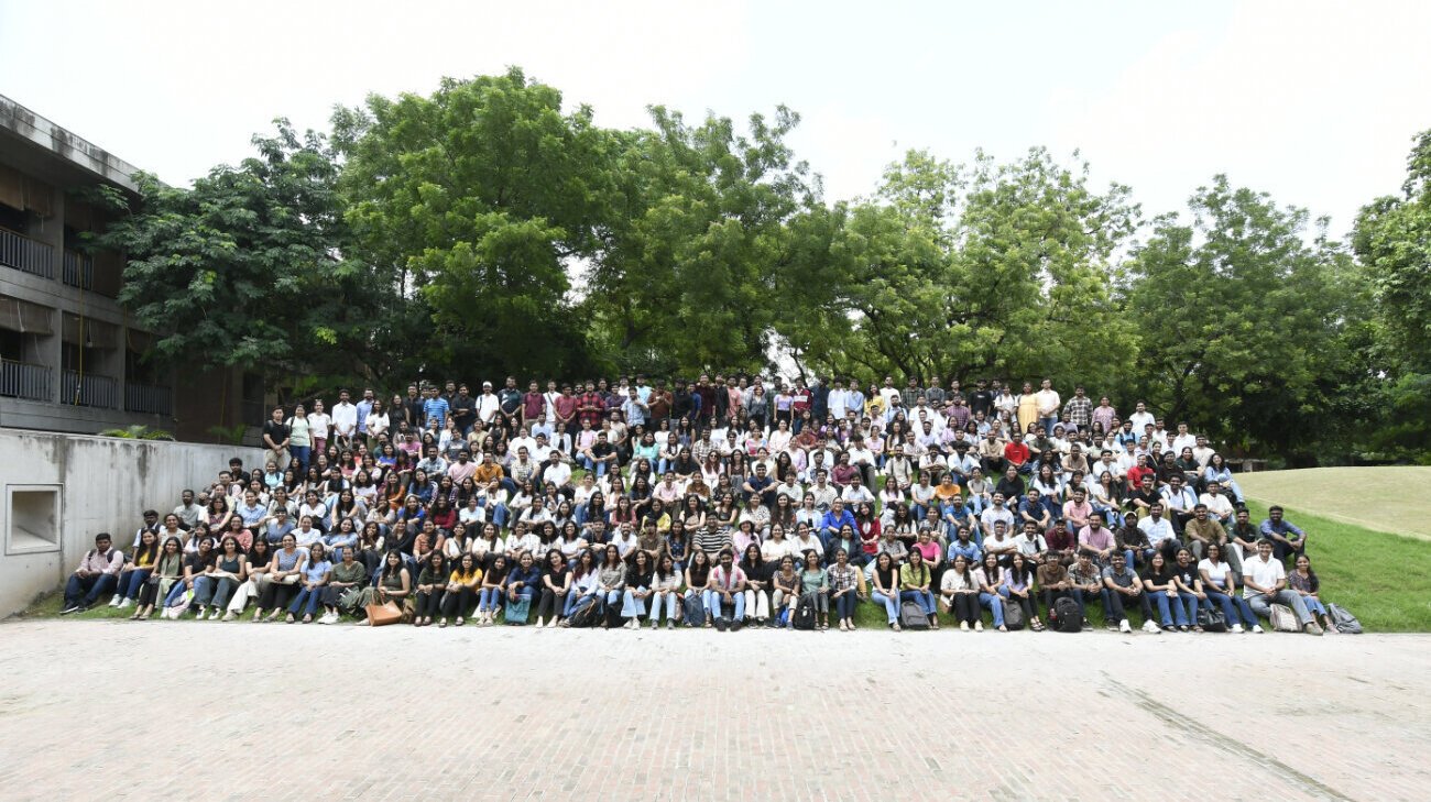 Groupphotopg202526